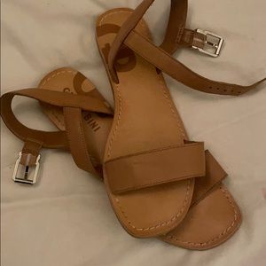 Tan Sandal with strap